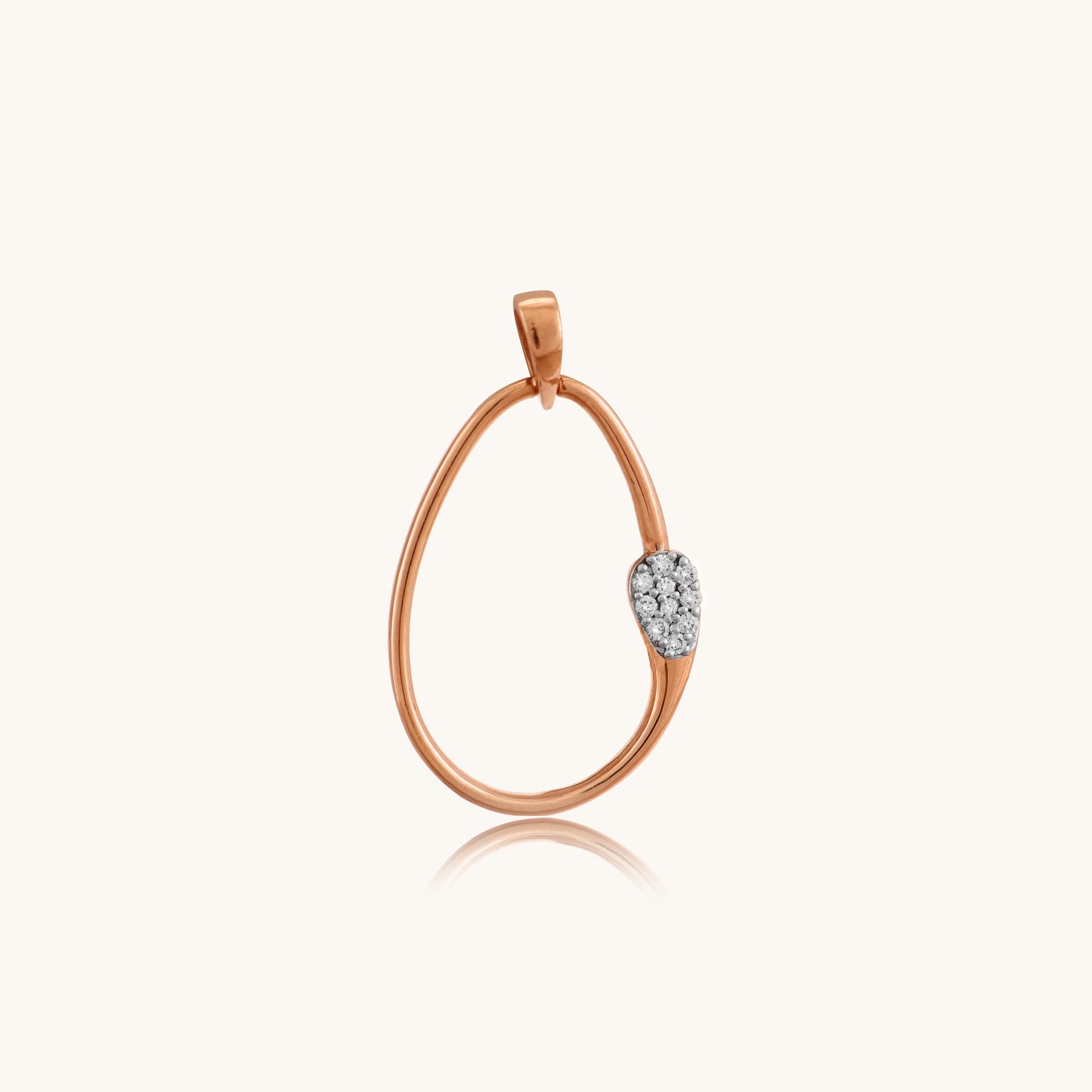 Elevate your daily elegance with our enchanting 18 kt gold oval diamond pendant, priced under 30,000 for women. Adorned with a delicate diamond, it's an ideal choice for gifting or adding a hint of sparkle to your workwear, casual attire, or everyday look.