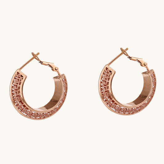 Gold Halo Earrings in 18kt gold—luxury fine jewellery under ₹60,000.