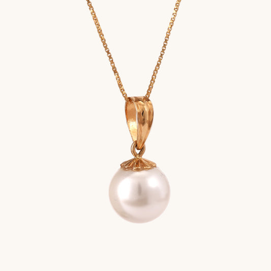 Classic Pearl Pendant in 18kt gold —elegant fine jewellery under ₹15,000.