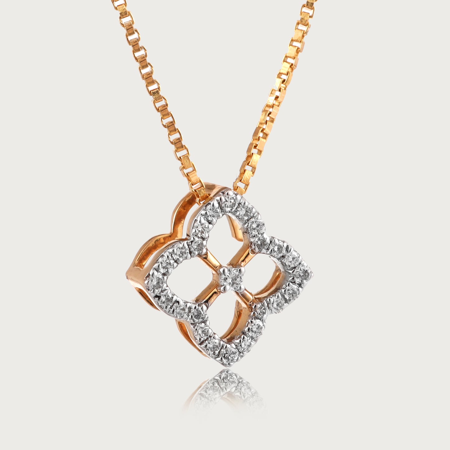 18kt gold floral pendant with VVS diamonds—affordable luxury fine jewellery for women.