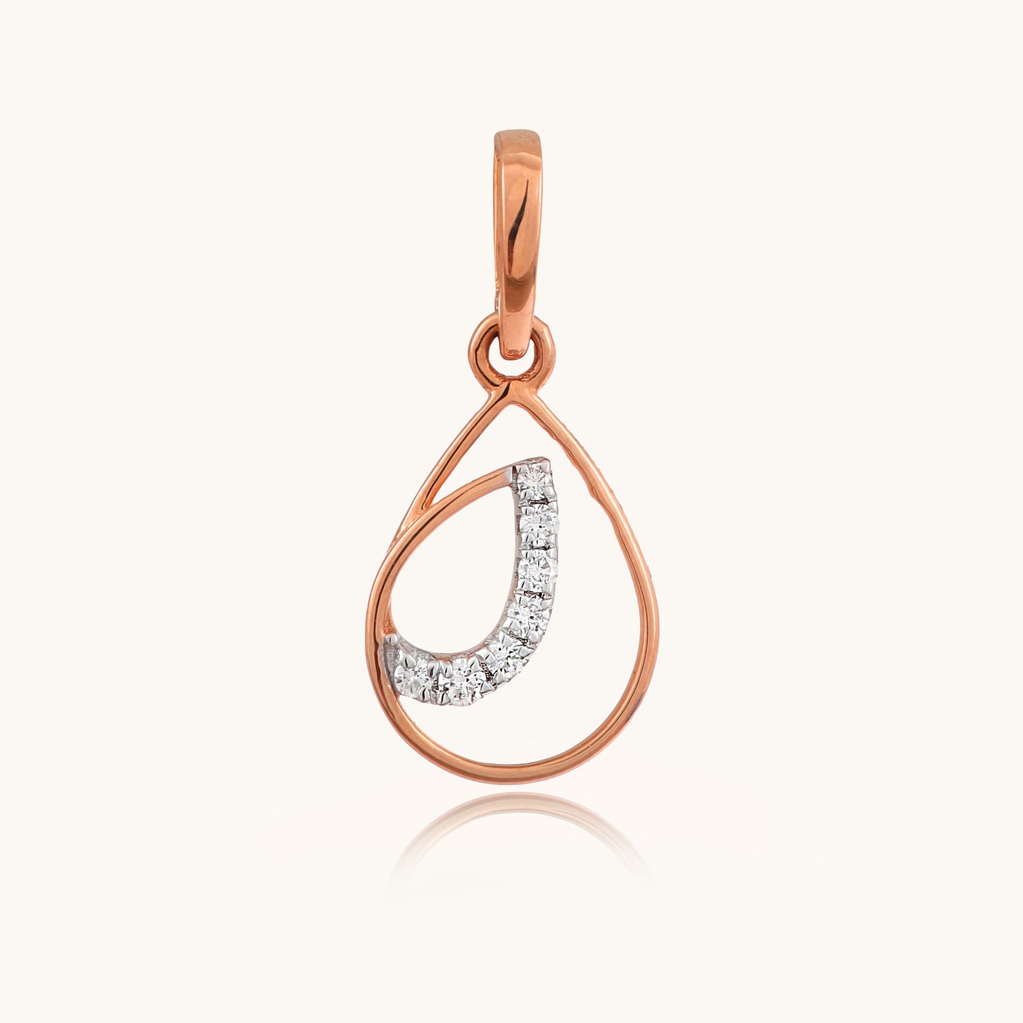 DuoPear Diamond Pendant in 18kt gold with IGI certified VVS diamonds, a perfect luxury gift for her under Rs. 30k. Ideal for everyday wear or special occasions.