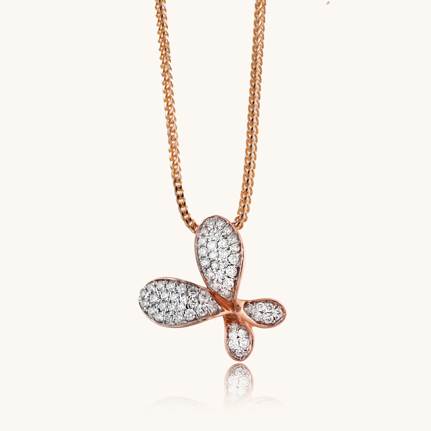 Fly Diamond Set in 18kt gold with IGI certified diamonds – minimal, BIS hallmarked jewellery set.