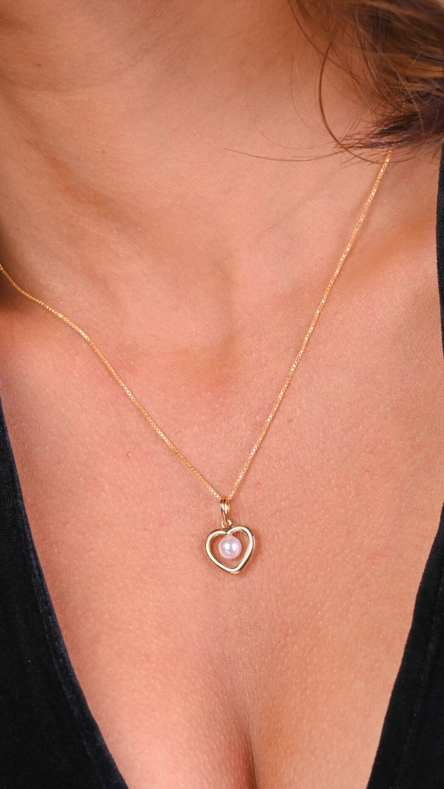 Heart Pearl Gold Pendant in 18kt gold & pearl; BIS-certified minimalist jewelry, a perfect gift for her online under 15,000!