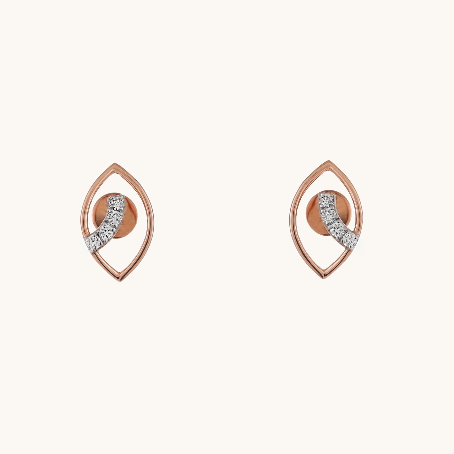 Ovoid diamond earring in 18kt gold, featuring IGI-certified VVS diamonds, ideal for everyday wear and luxury gifting under Rs. 20,000.