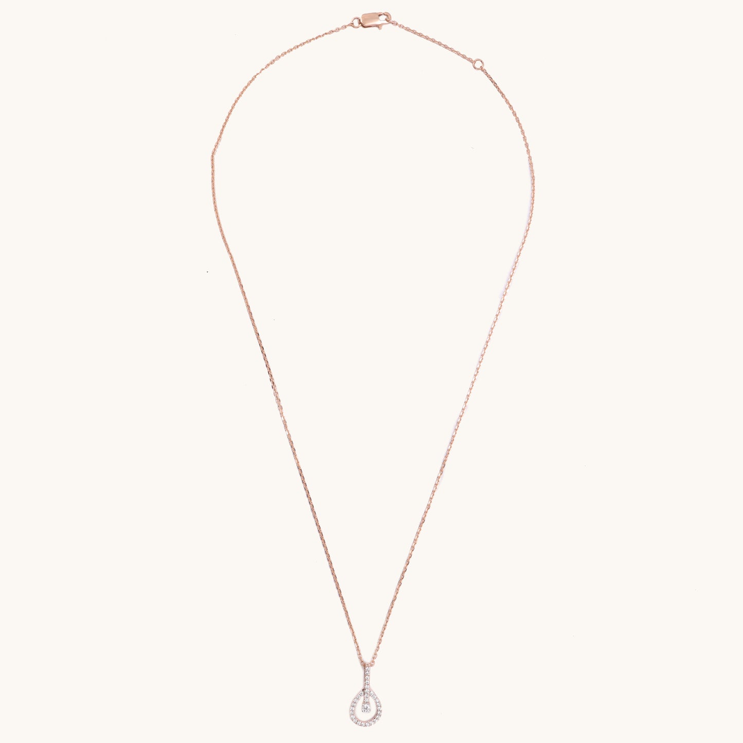 Symphony Diamond Pendant in 18kt gold with IGI-certified VVS diamonds by Caratly. Affordable luxury jewelry for everyday wear or gifting under Rs. 50,000.