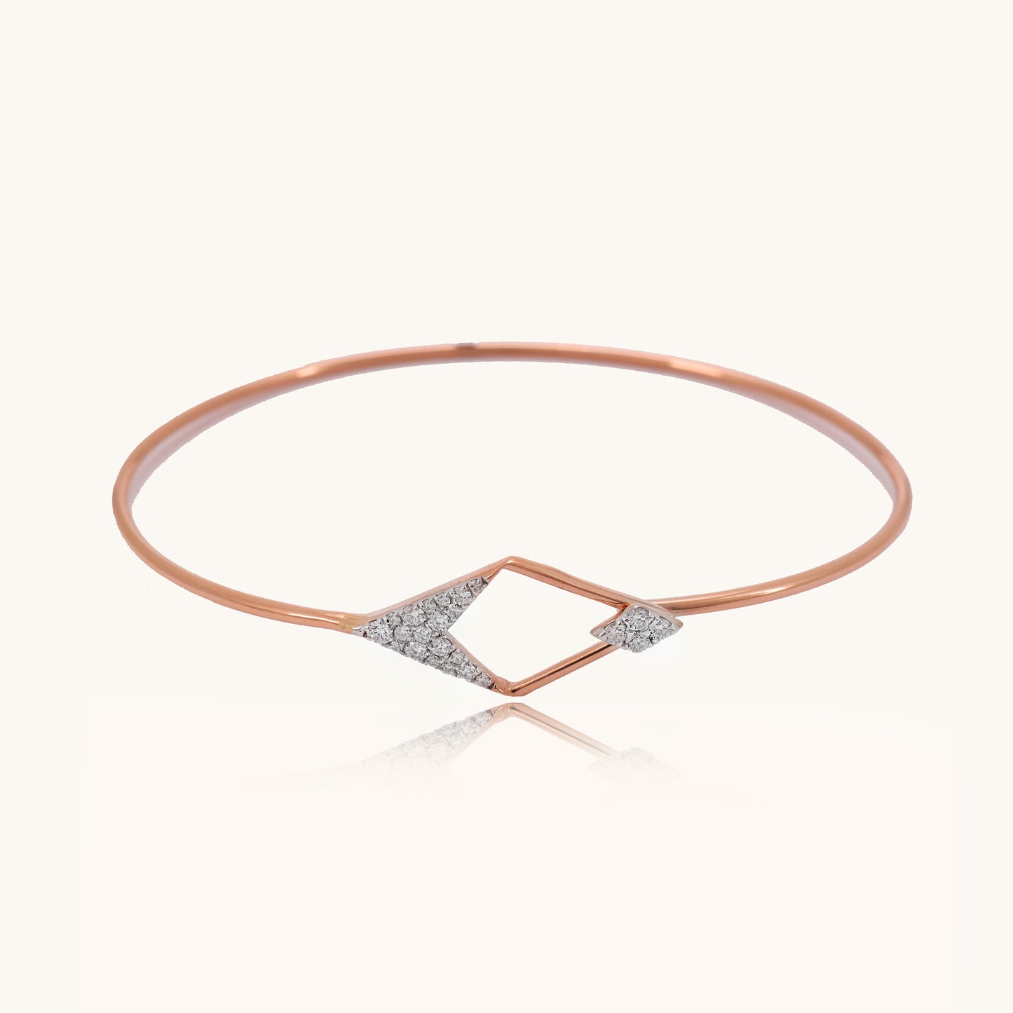Trigonic Diamond Bracelet in 18kt gold with IGI-certified VVS diamonds, perfect for everyday wear or gifting, from Caratly Jewelry under Rs. 40,000.