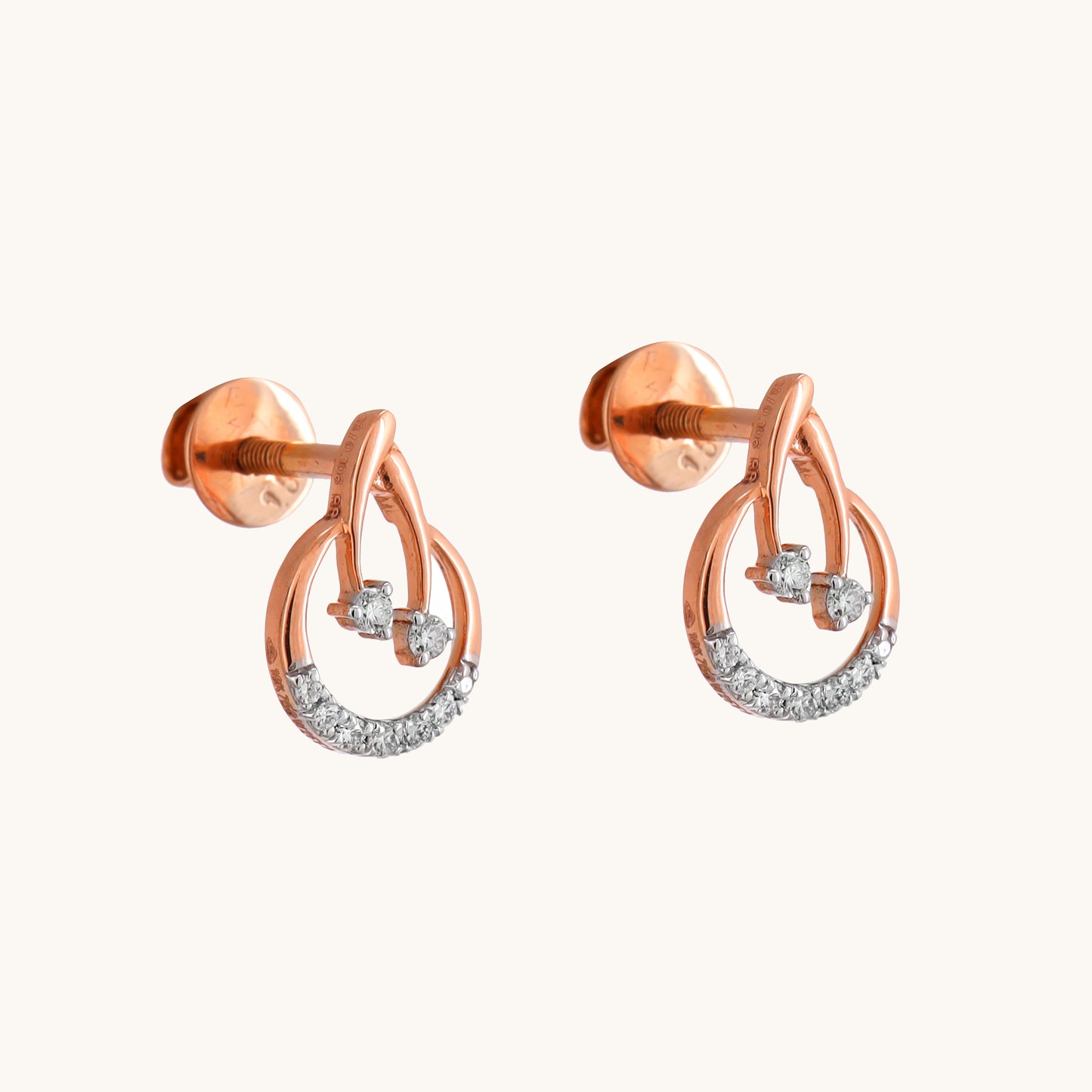 Crescendo Diamond Earring