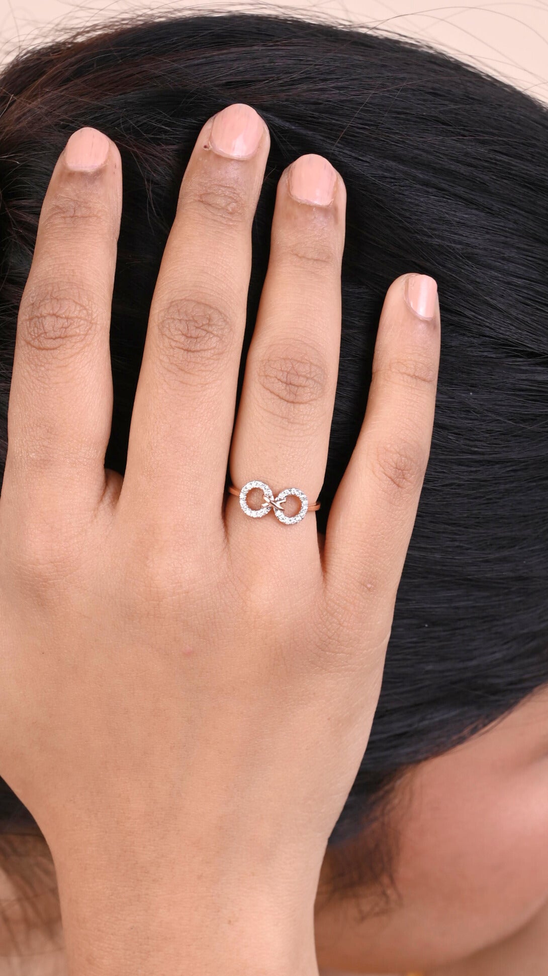Infinity Band Diamond Ring in 18kt gold with natural VVS diamonds; BIS certified gift for her now under 40,000