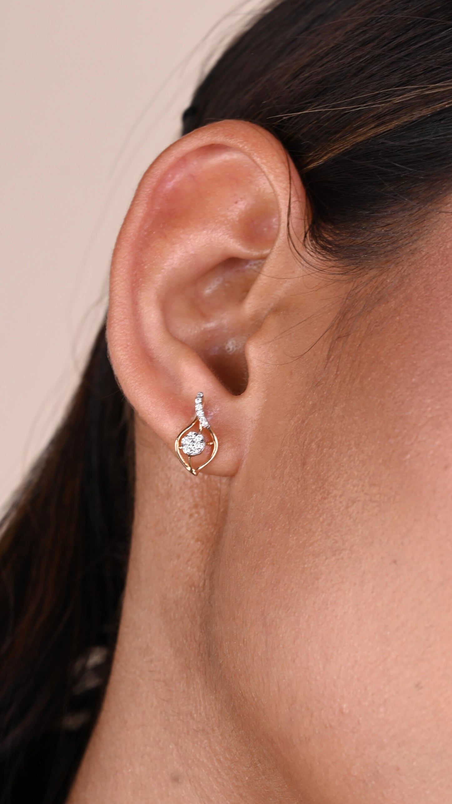Iris Diamond Earring