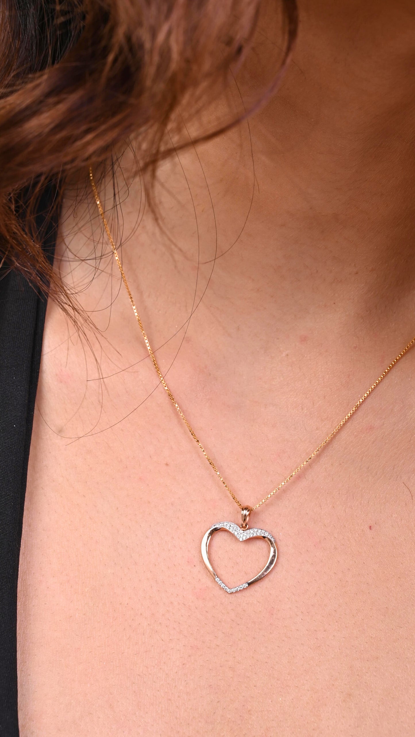 Lovable Diamond Pendant