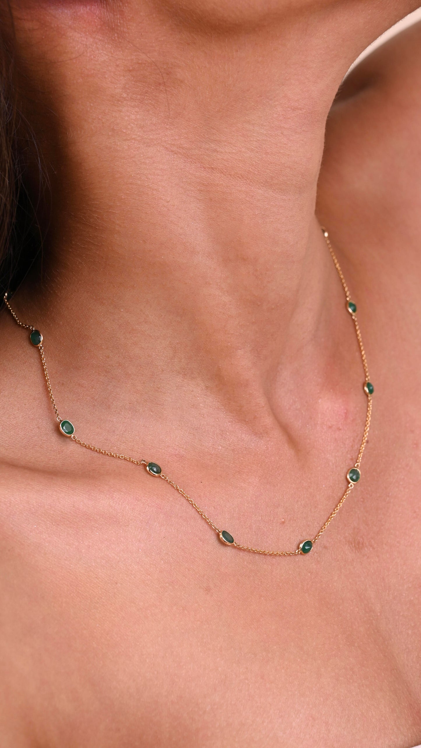 Round Emerald Gold Necklace, 18kt gold & emerald; certified BIS hallmarked minimal luxe for her under 55k