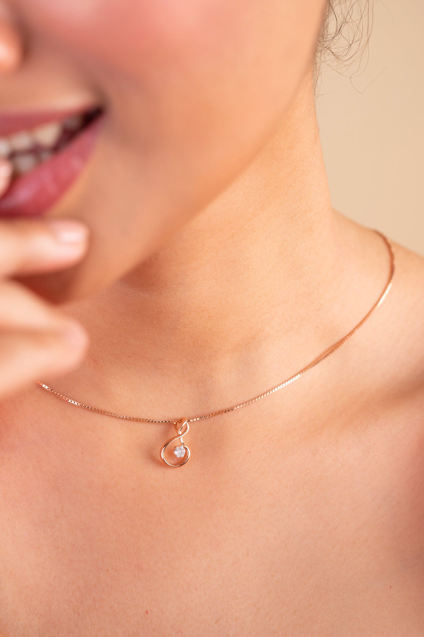 Embrace elegance with our 18kt gold Interloop Diamond Locket, a treasure for your everyday wear. Perfectly blending sophistication with style, it adds a touch of grace to any ensemble, from casual to formal. Whether as a gift for her or a cherished keepsake for yourself, it exudes sentimentality and charm, all under 30,000.
