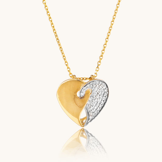 Elevate your elegance with our exquisite 18 kt Swan Diamond Pendant from the Spring Edit, priced under 50,000. This stunning piece is not only perfect as a gift for her but also a timeless addition to any everyday jewellery collection.