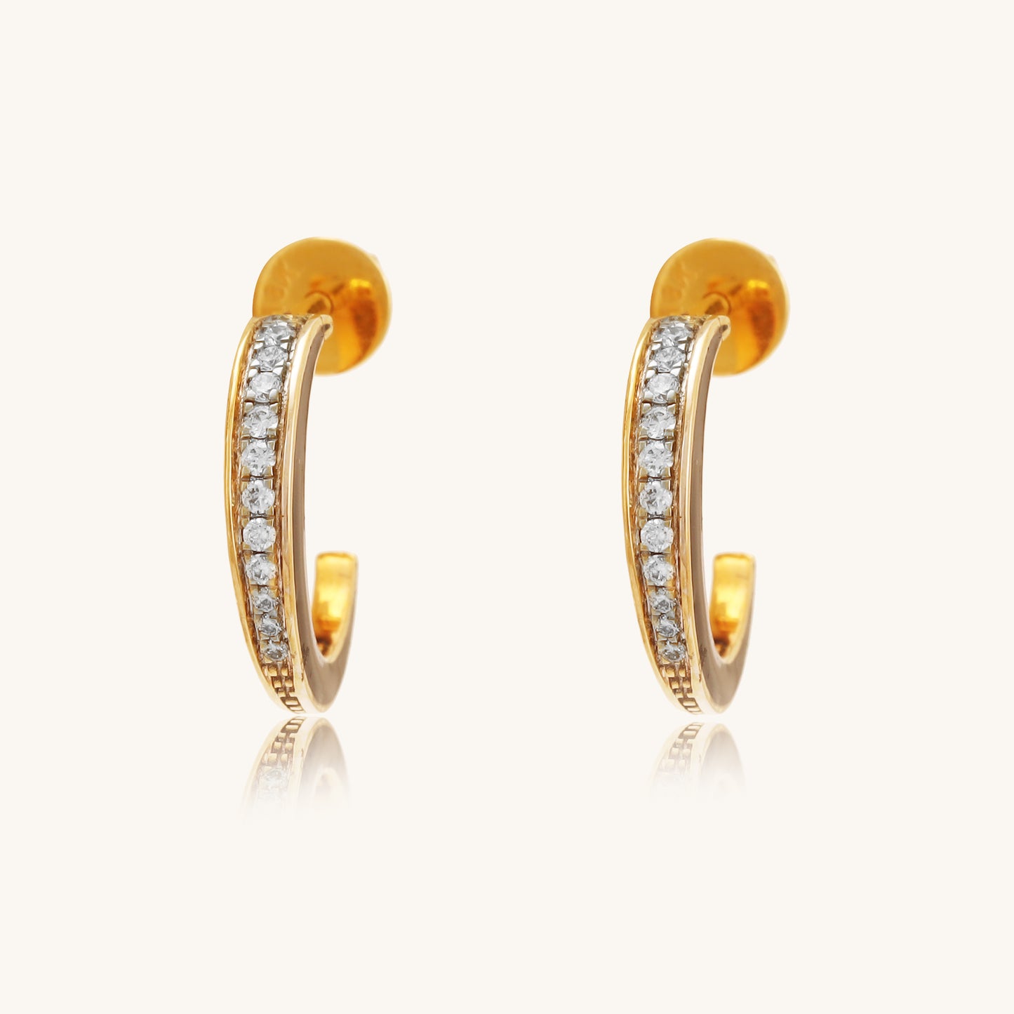  18kt Gold C Diamond Earrings for women, Everyday wear jewellery for your everyday look under Rs. 30,000. Classic Diamond Studs perfect for gifting.