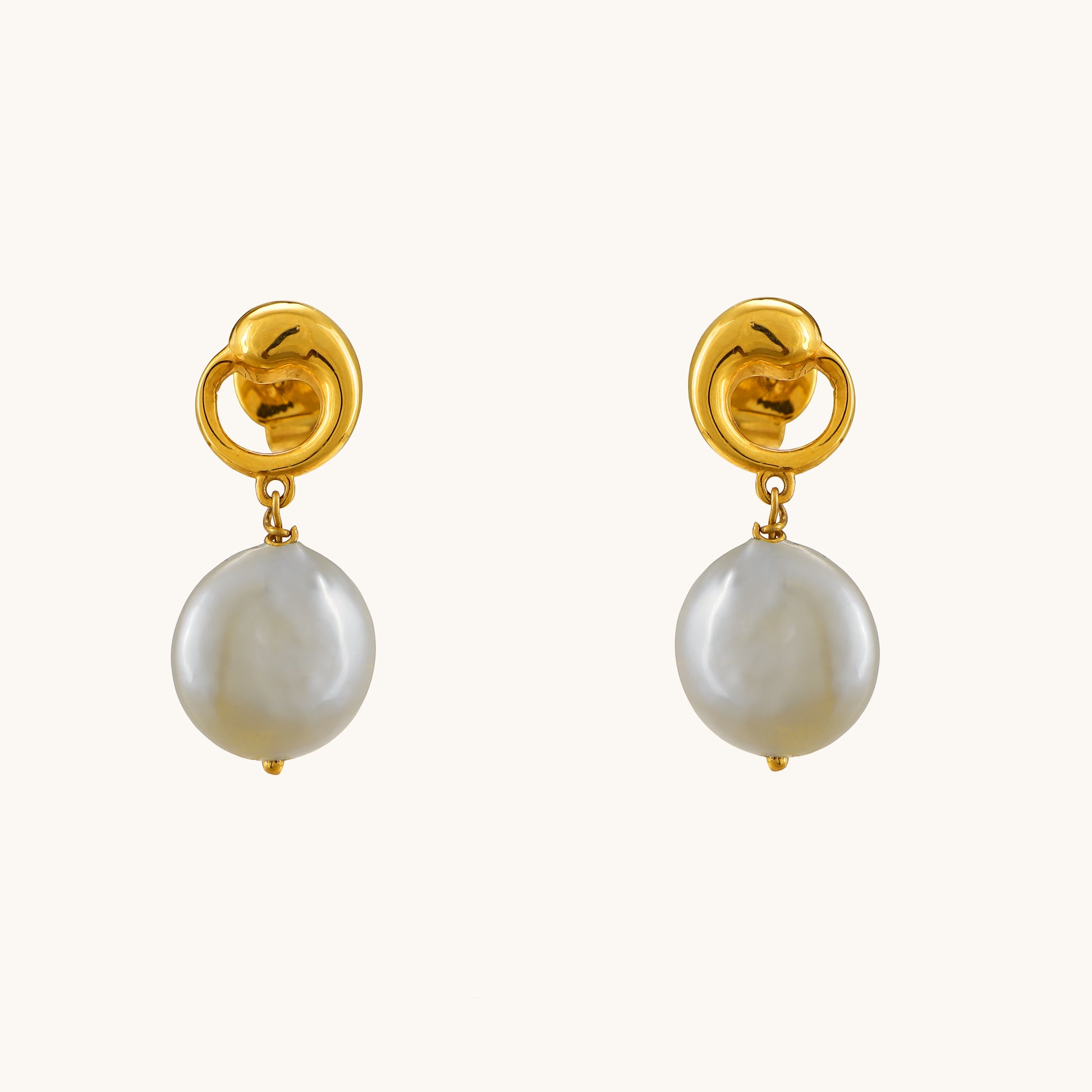 Elevate your style with luxurious Spring Edit, the exquisite 18kt Pearl Drop Earrings priced under Rs. 30,000. These stunning jewelry pieces effortlessly transition from day to night, making them a perfect addition to any ensemble. Ideal for gifting to her, shop now to add a touch of timeless elegance to her wardrobe.