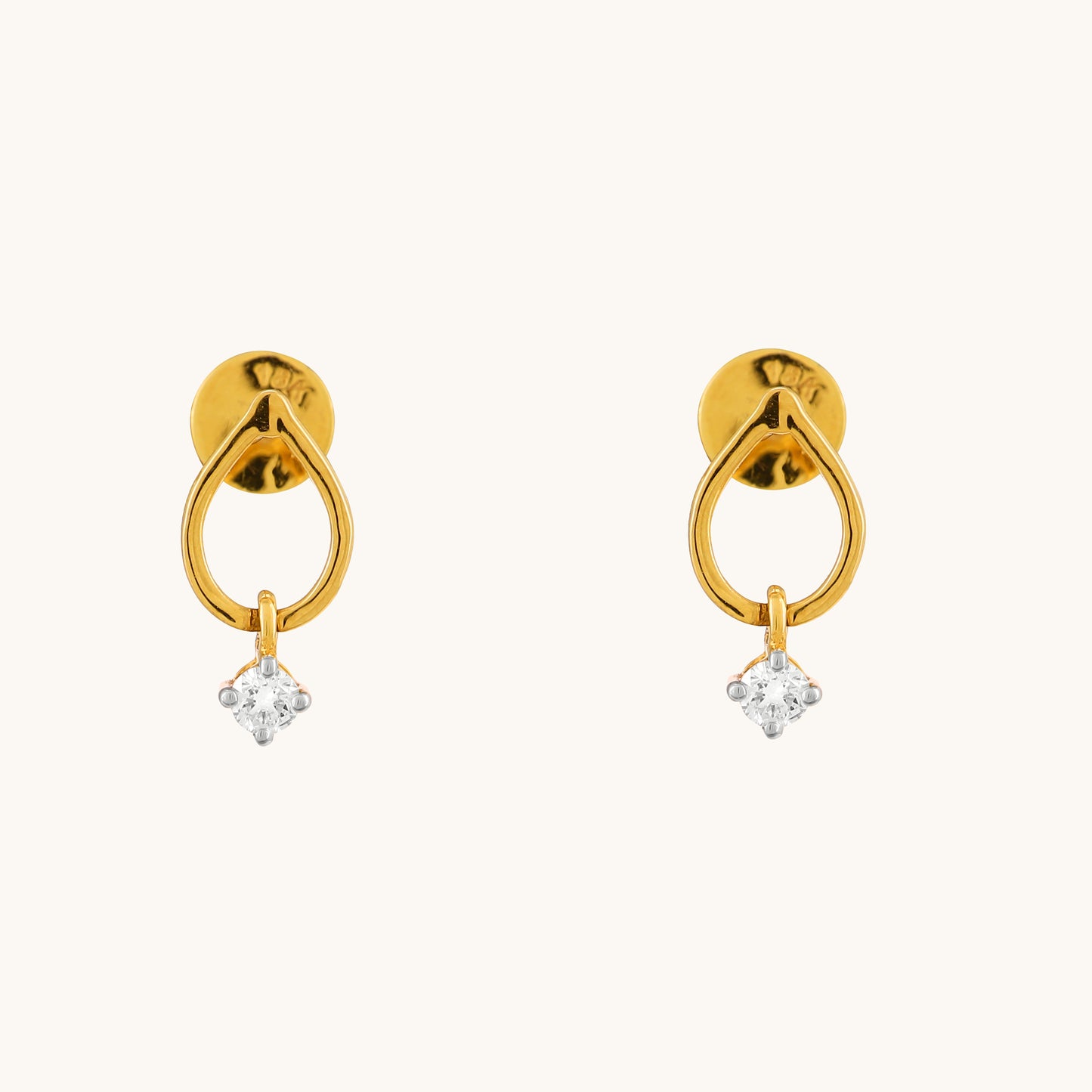 Elevate your style with our exquisite 18 kt Gold Bella Drop Earring from the Spring Edit collection, priced under Rs. 30,000. Perfect for everyday wear, these stunning jewelry pieces also make great gifting ideas for your loved ones. Crafted with precision, they symbolize everlasting love and elegance. Explore timeless beauty with our Spring Diamond Bracelet, priced under Rs. 30,000.