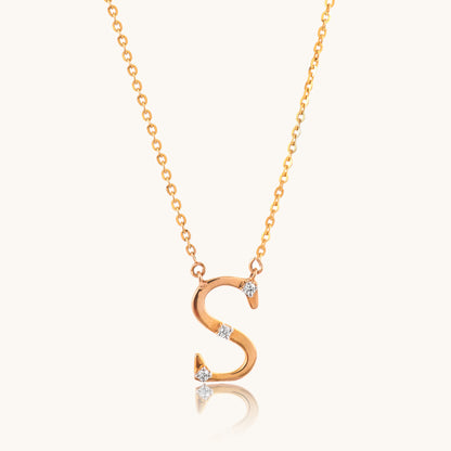 Close up of Diamond Alphabet S Necklace in 18kt gold, featuring IGI-certified VVS diamonds, perfect for everyday wear and special gifts under Rs. 25k.