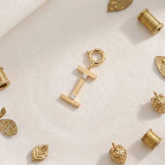 Alphabet I Diamond Pendant