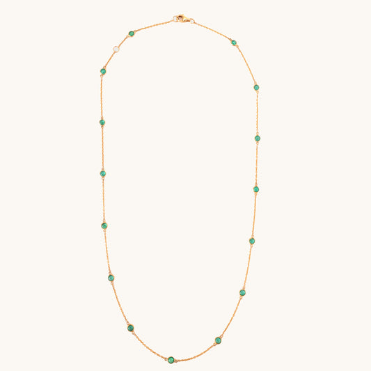 18kt gold emerald necklace. Fine jewellery under ₹50,000. Chic, timeless, luxe.