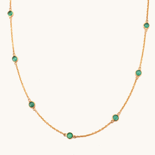 18kt gold emerald necklace. Fine jewellery under ₹50,000. Chic, timeless, luxe.