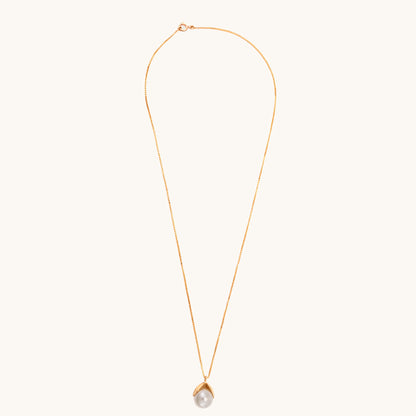 18kt gold Pearl Pop Necklace—stylish fine jewellery under ₹50,000 for women.