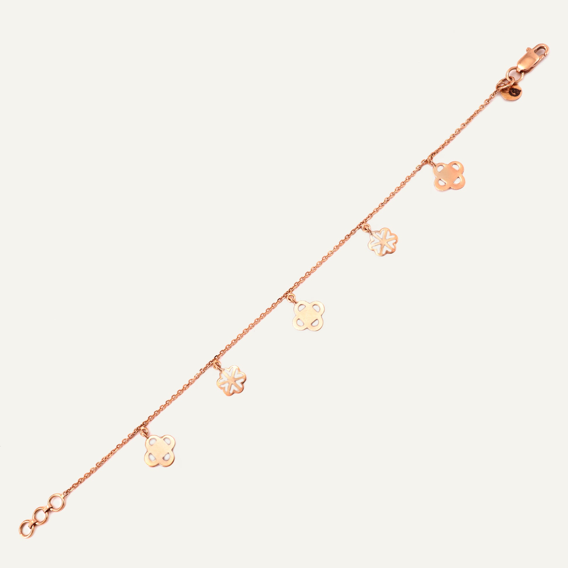 18kt gold charm bracelet. Fine jewellery under ₹30,000. Chic, radiant, gift-worthy.