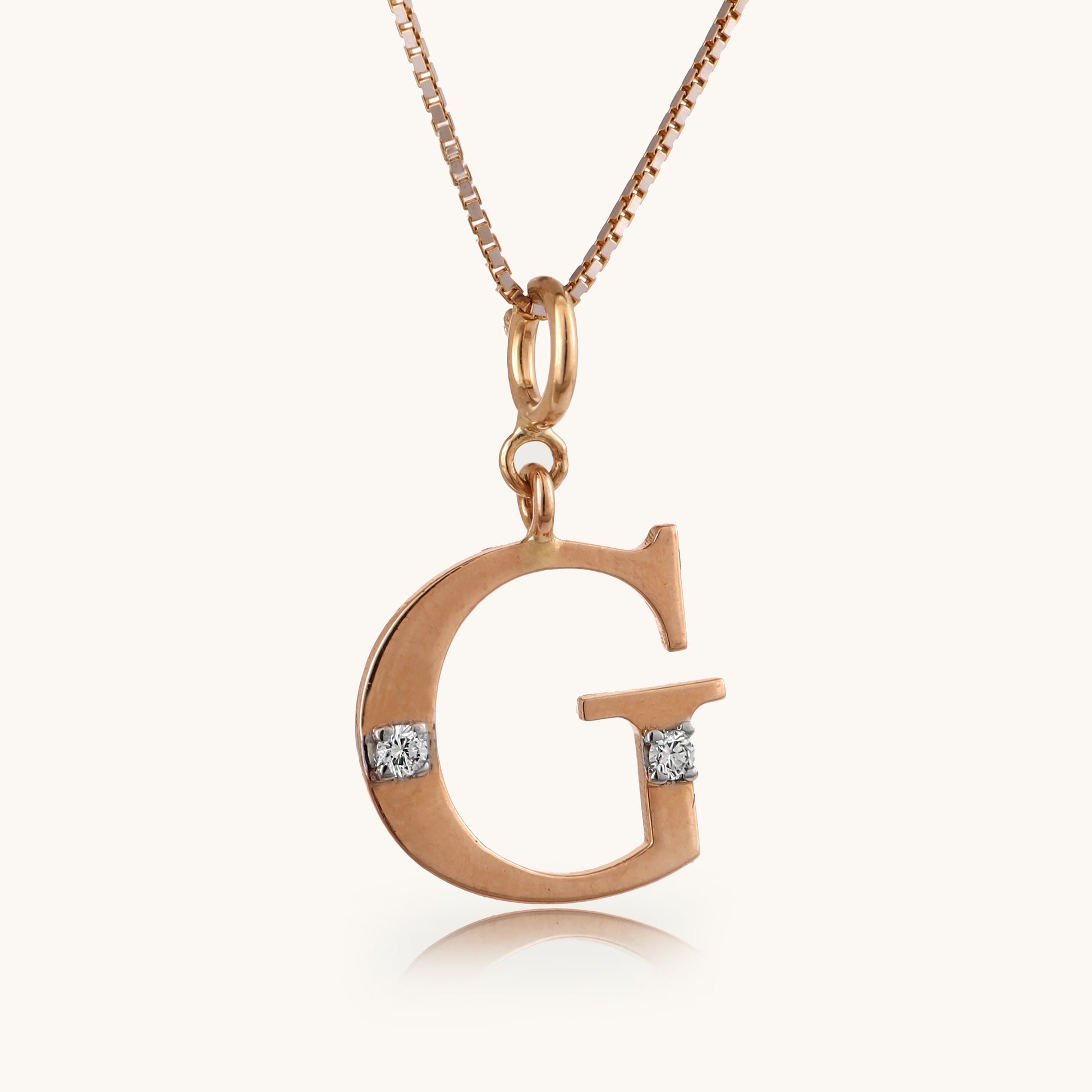 18kt gold "G" initial pendant with VVS diamonds—affordable luxury fine jewellery for her.