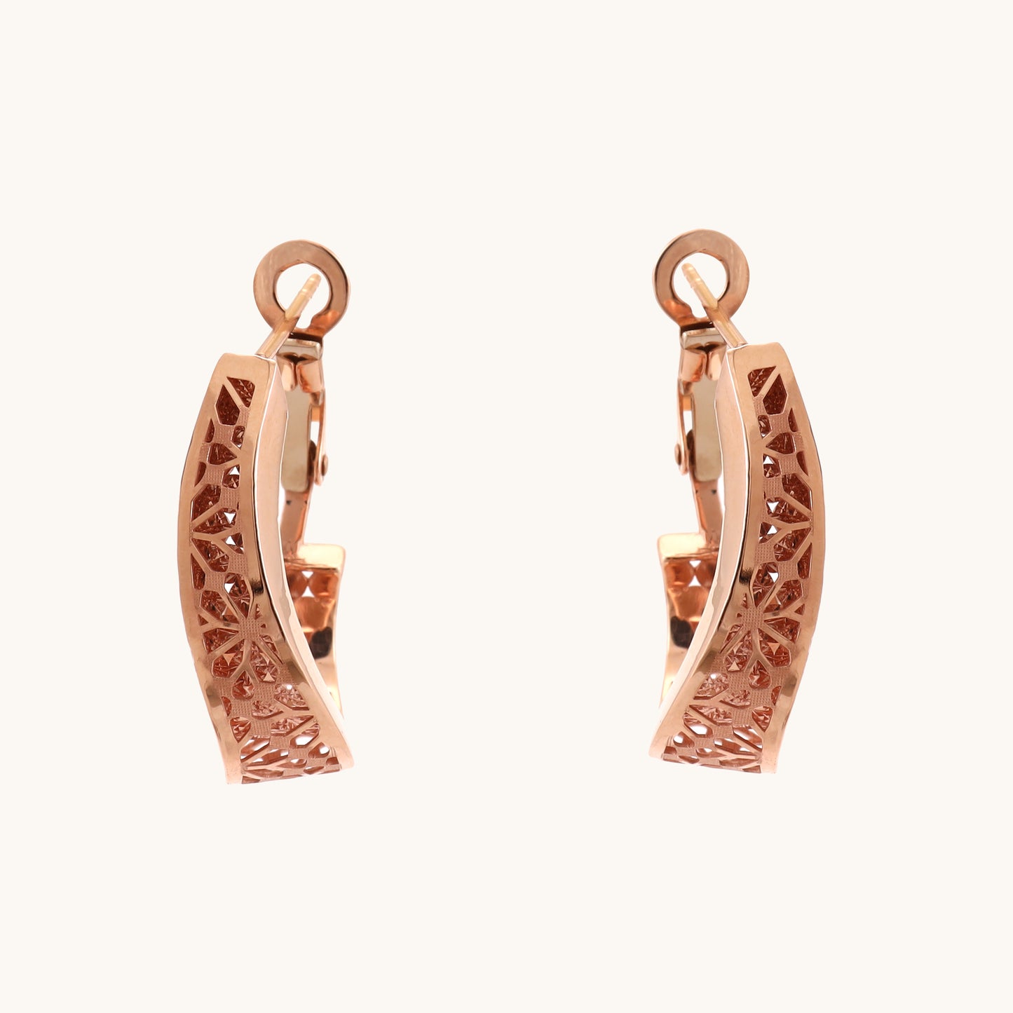 Curved Gold Earrings in 18kt gold—luxury fine jewellery under ₹50,000.