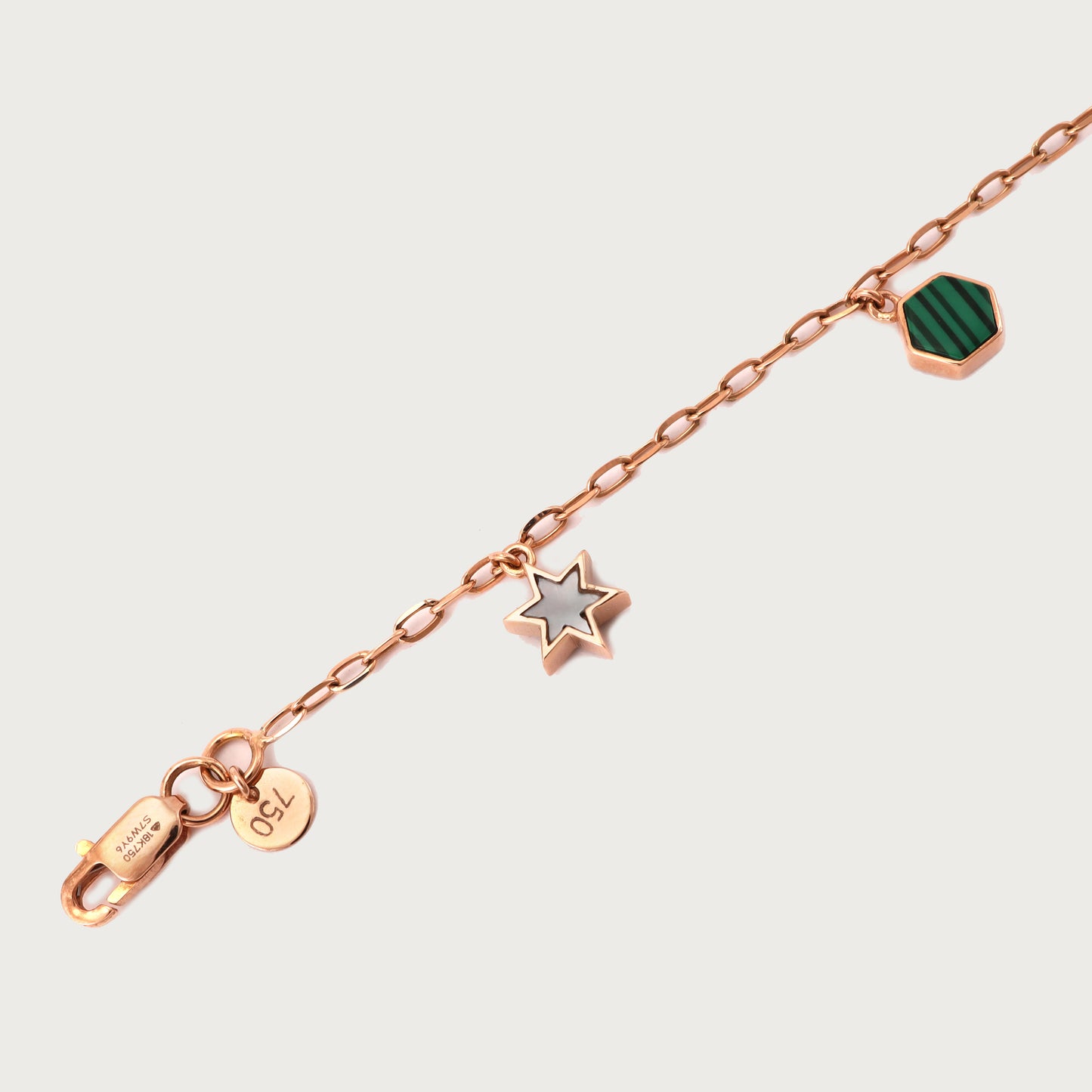 18kt gold hexagon bracelet. Fine jewellery under ₹50,000. Chic, modern, gift-worthy.