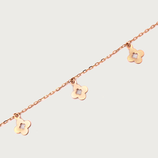 18kt gold minimal bracelet. Fine jewellery under ₹30,000. Sleek, chic, gift-worthy.