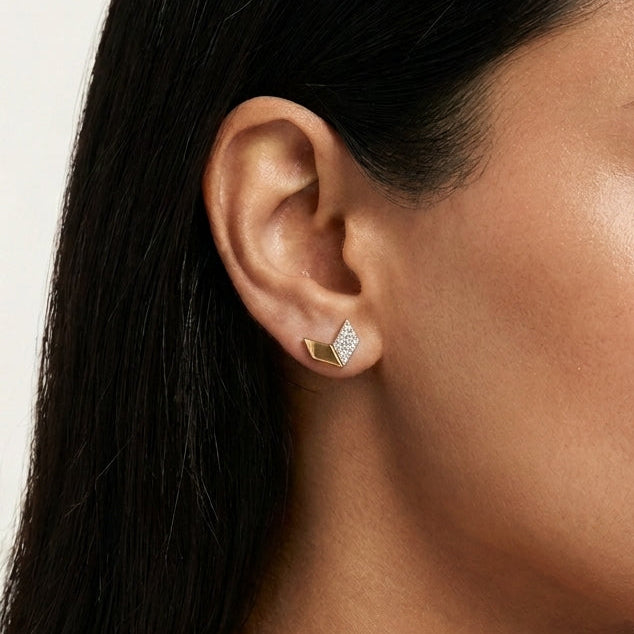 Arrow Diamond Earring