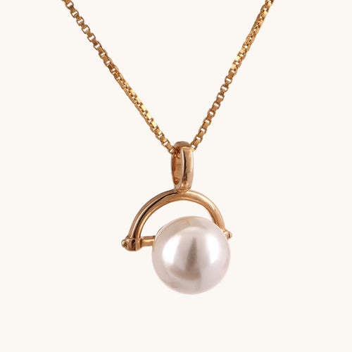 Arch Pearl Pendant in 18kt gold —timeless fine jewellery under ₹15,000.