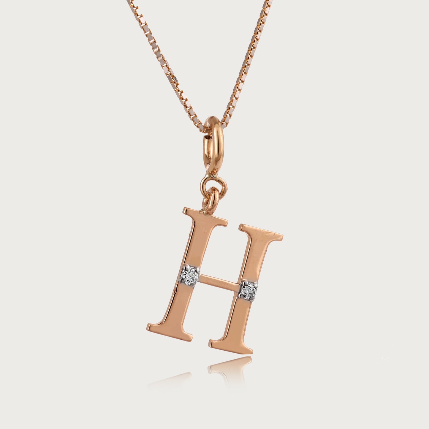 18kt gold "H" initial pendant with VVS diamonds—luxury fine jewellery under ₹15,000 for her.