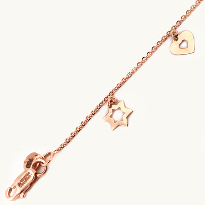 18kt gold heart bracelet. Luxury jewellery under ₹30,000. Elegant and gift-worthy for her.