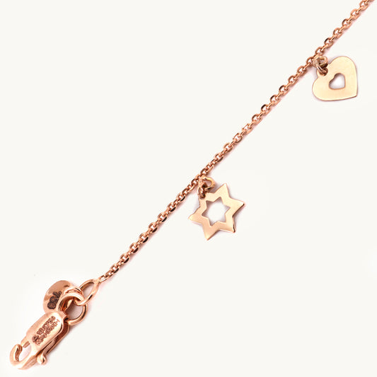 18kt gold heart bracelet. Luxury jewellery under ₹30,000. Elegant and gift-worthy for her.
