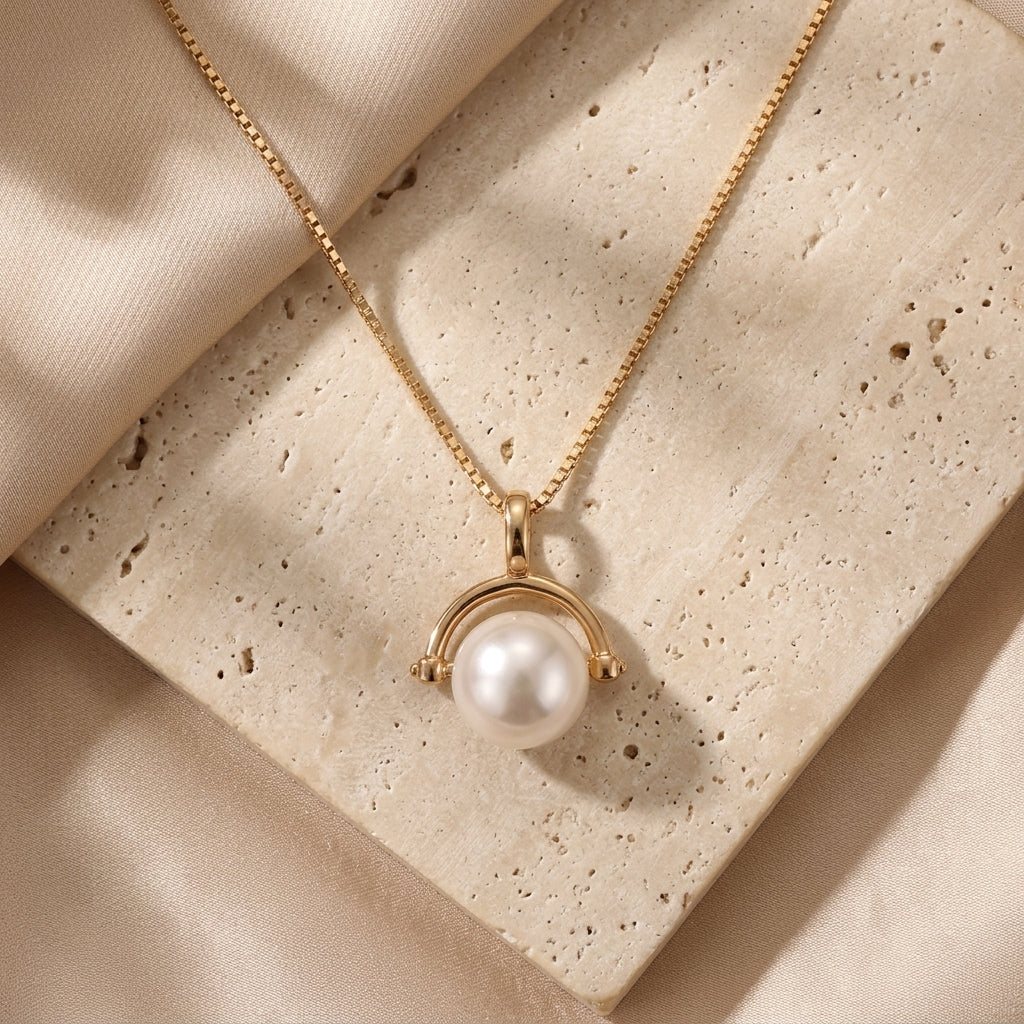 Arch Pearl Pendant