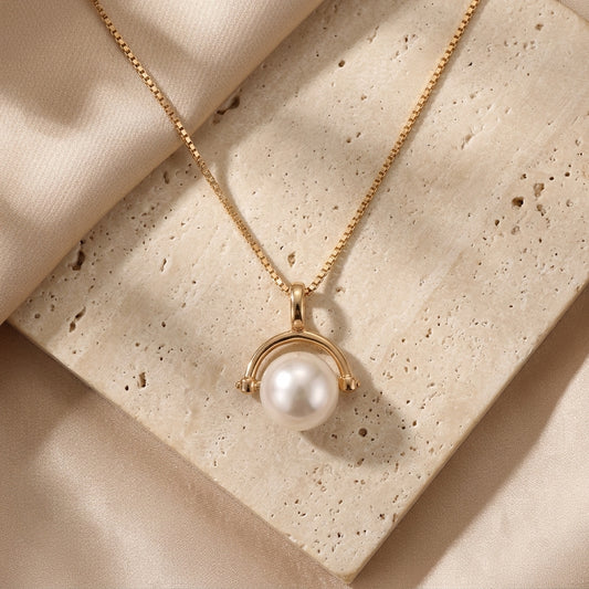 Arch Pearl Pendant