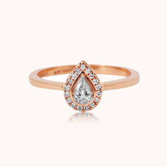 Drop Solitaire Diamond Ring in 18kt gold, natural VVS diamonds; BIS-certified gift for her now under 40,000