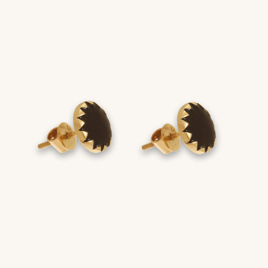 18kt Gold Round Earring for women, Ideal for Daily Wear, Women’s Everyday Jewellery, Gold Earrings for Everyday Use, Perfect Gifting Idea for Her from under 30,000 collection.