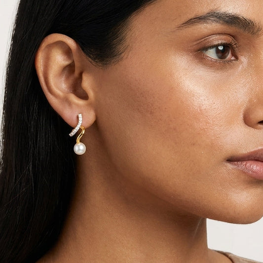 Curve Diamond Earring