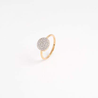 Indulge in celestial elegance with our stunning 18kt gold Stardust Cluster Ring. This piece is ideal for everyday wear for Women. Elevate your workwear edit with this affordable luxury from our under 50,000 collections. Whether as a self-indulgence or a thoughtful gift for her, this versatile jewellery ring is sure to impress.