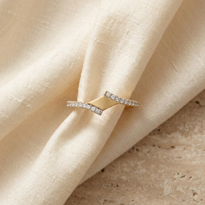 Dainty Diamond Ring