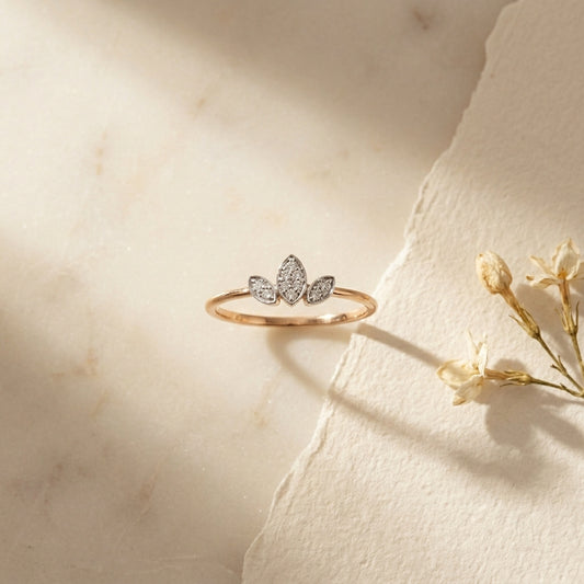 Diamond Leafy Ring