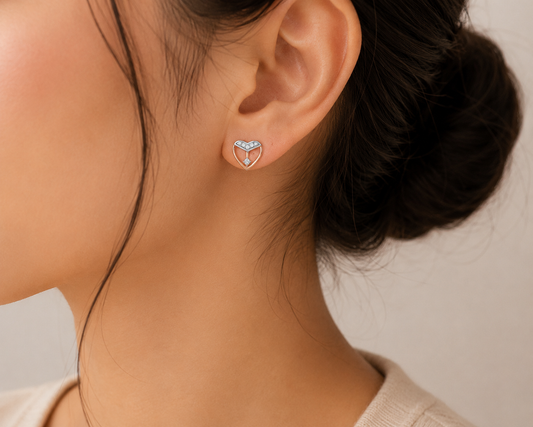 Gleaming Diamond Earring