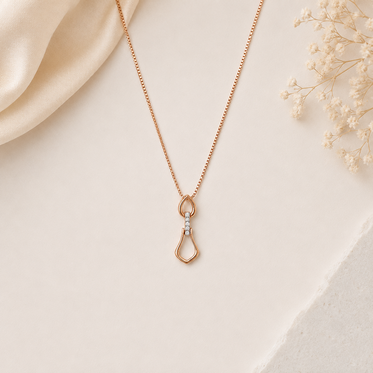 Interlink Diamond Pendant
