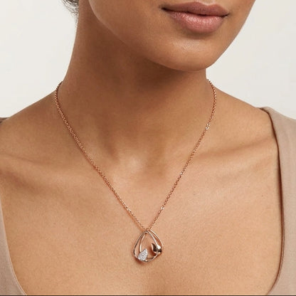 Leaves Diamond Pendant