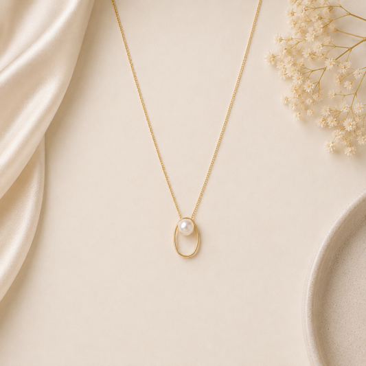 Oval Pearl Gold Necklace
