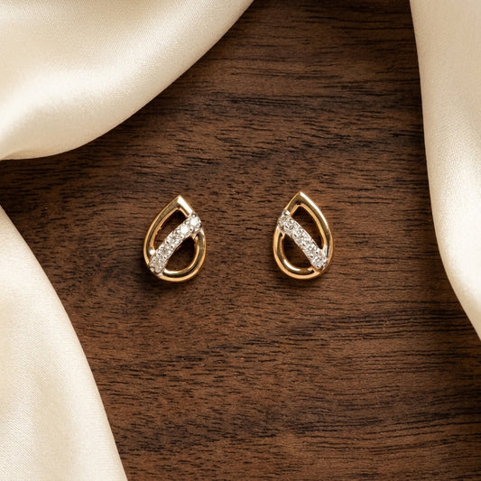 Pear Diamond Earring