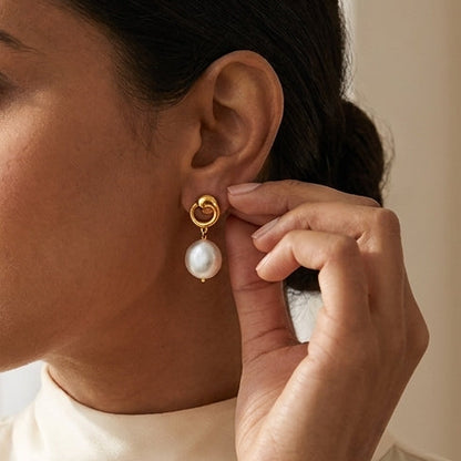 Pearl Drop Earring