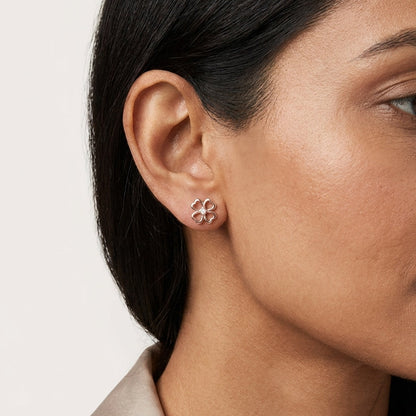 Petals Diamond Earring